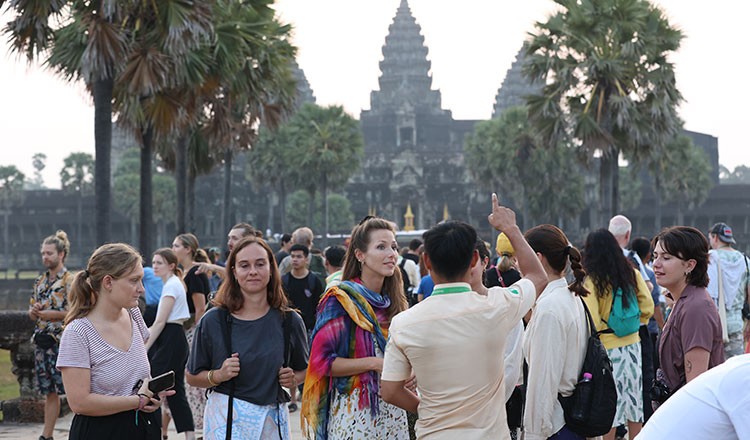 cambodia tourist arrival 2022